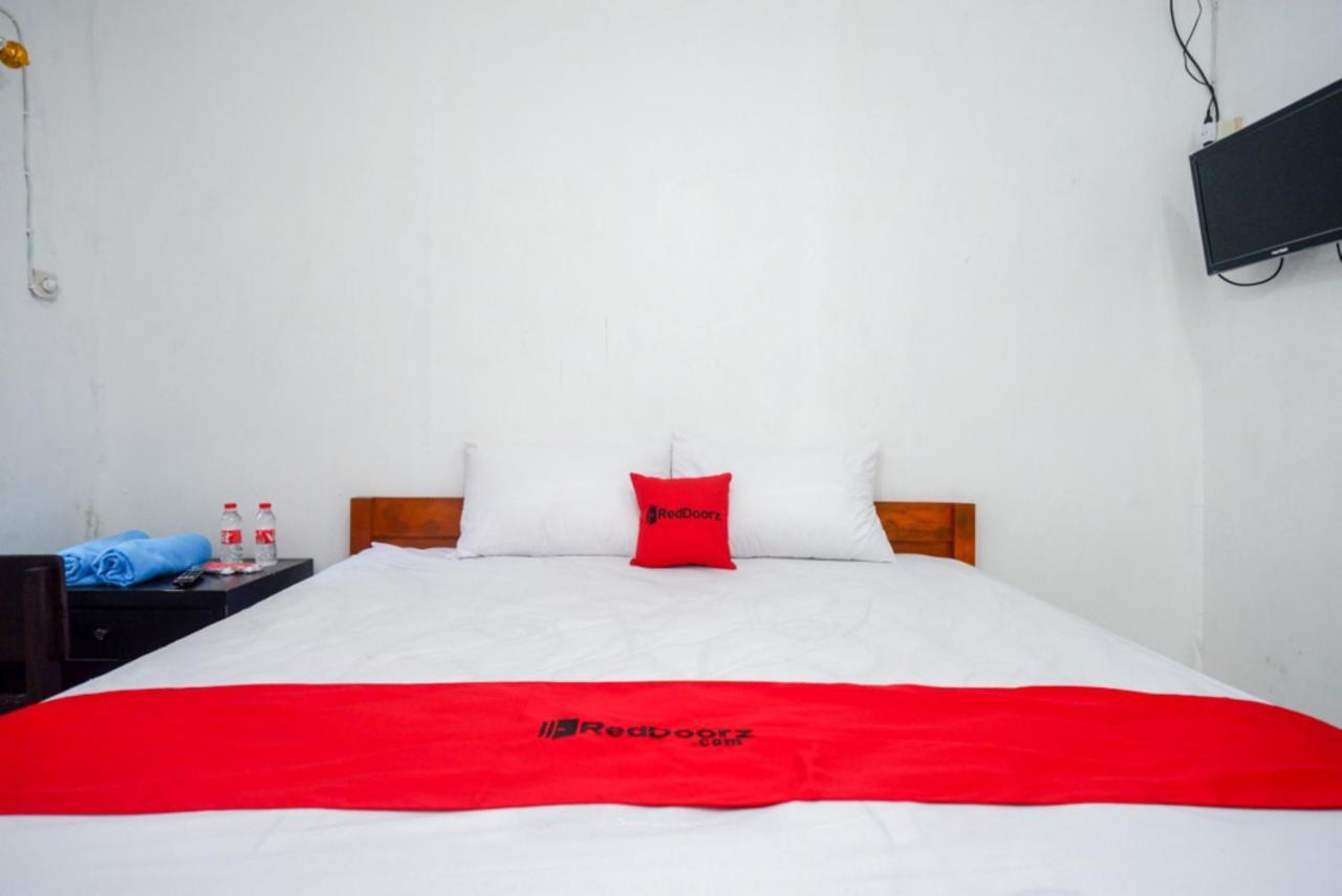 Reddoorz Syariah @ Ndalem Kembang Sore Yogyakarta Ngoại thất bức ảnh
