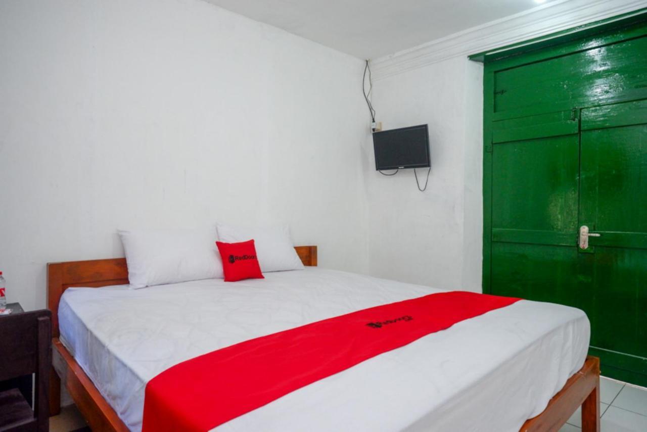 Reddoorz Syariah @ Ndalem Kembang Sore Yogyakarta Ngoại thất bức ảnh